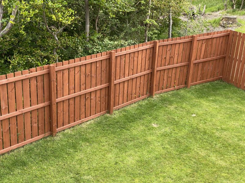 Plank Fence Installation in South Houston, TX